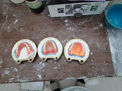 عکس دندانسازی تخصصی کاظمی