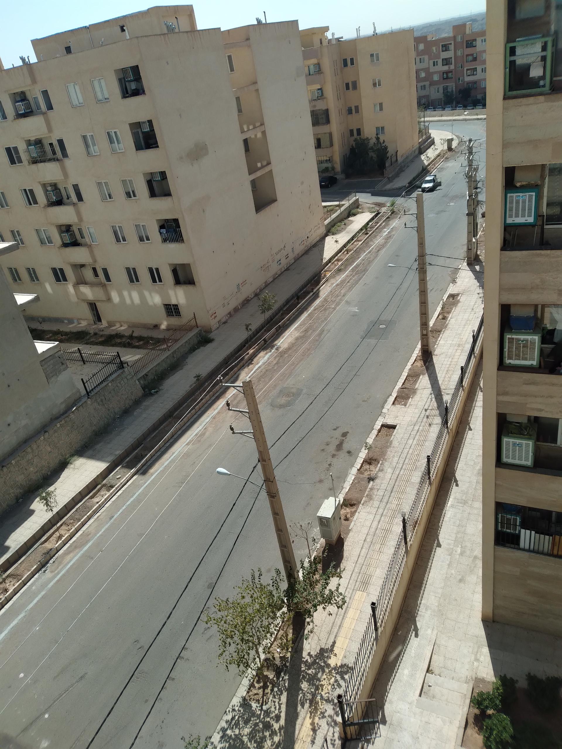 عکس مجتمع مسکونی تماس