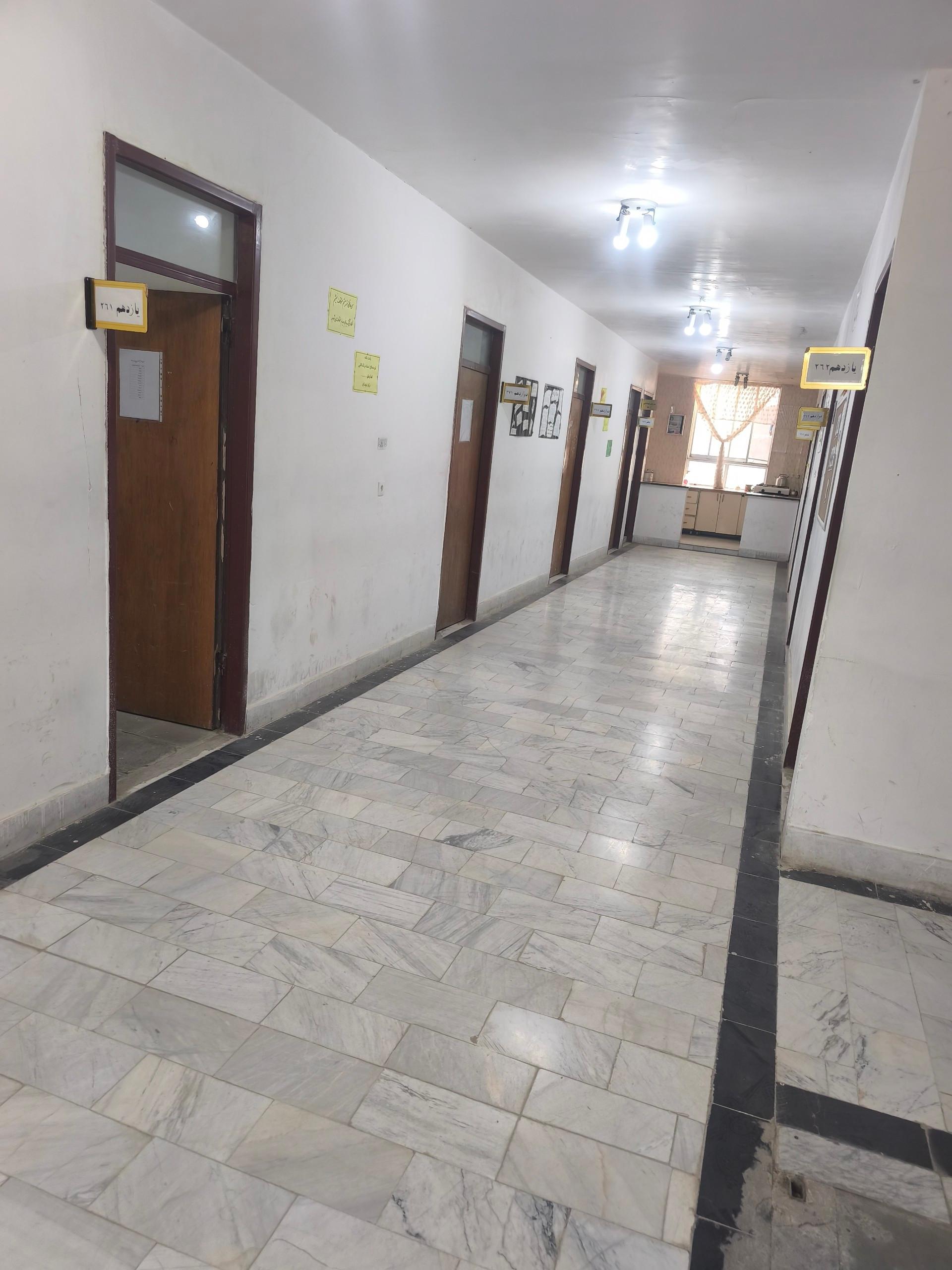 عکس دبیرستان دخترانه دوره دوم ثریا