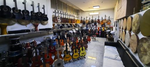 عکس فروشگاه لوازم موسیقی ستاره آبی