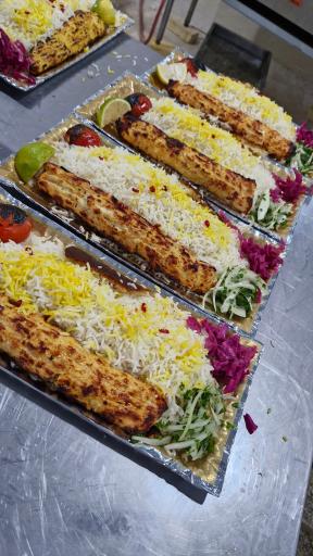 عکس رستوران بیرون بر هیئت ۱۳۳