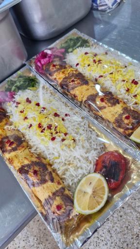 عکس رستوران بیرون بر هیئت ۱۳۳