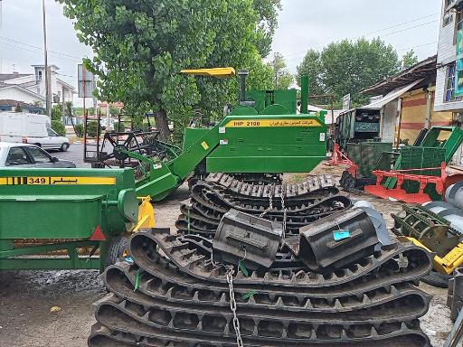 عکس نمایندگی کمباین سازی اردشیر رونقی