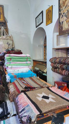 عکس فروشگاه صنایع دستی ارگ