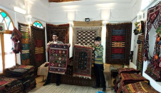 عکس فرش دستباف قالین (مه بافت)