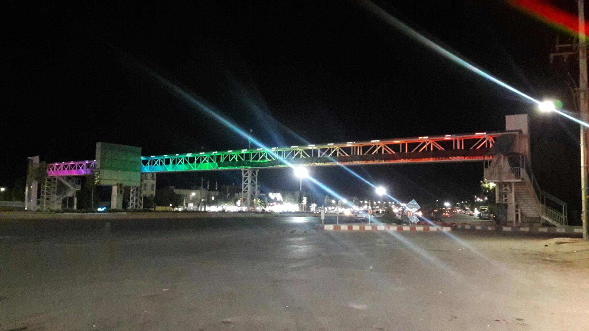 عکس پل عابر پیاده