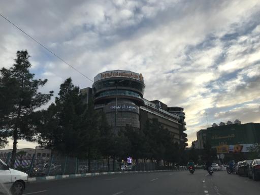 عکس مرکز خرید لیدوما