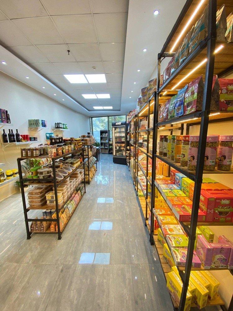 عکس فروشگاه جوگانیک