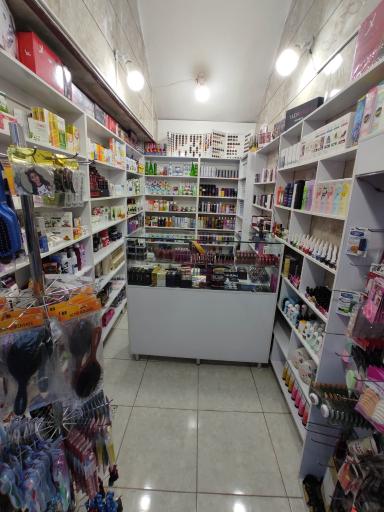 عکس لوازم آرایشی وبهداشتی ملکه