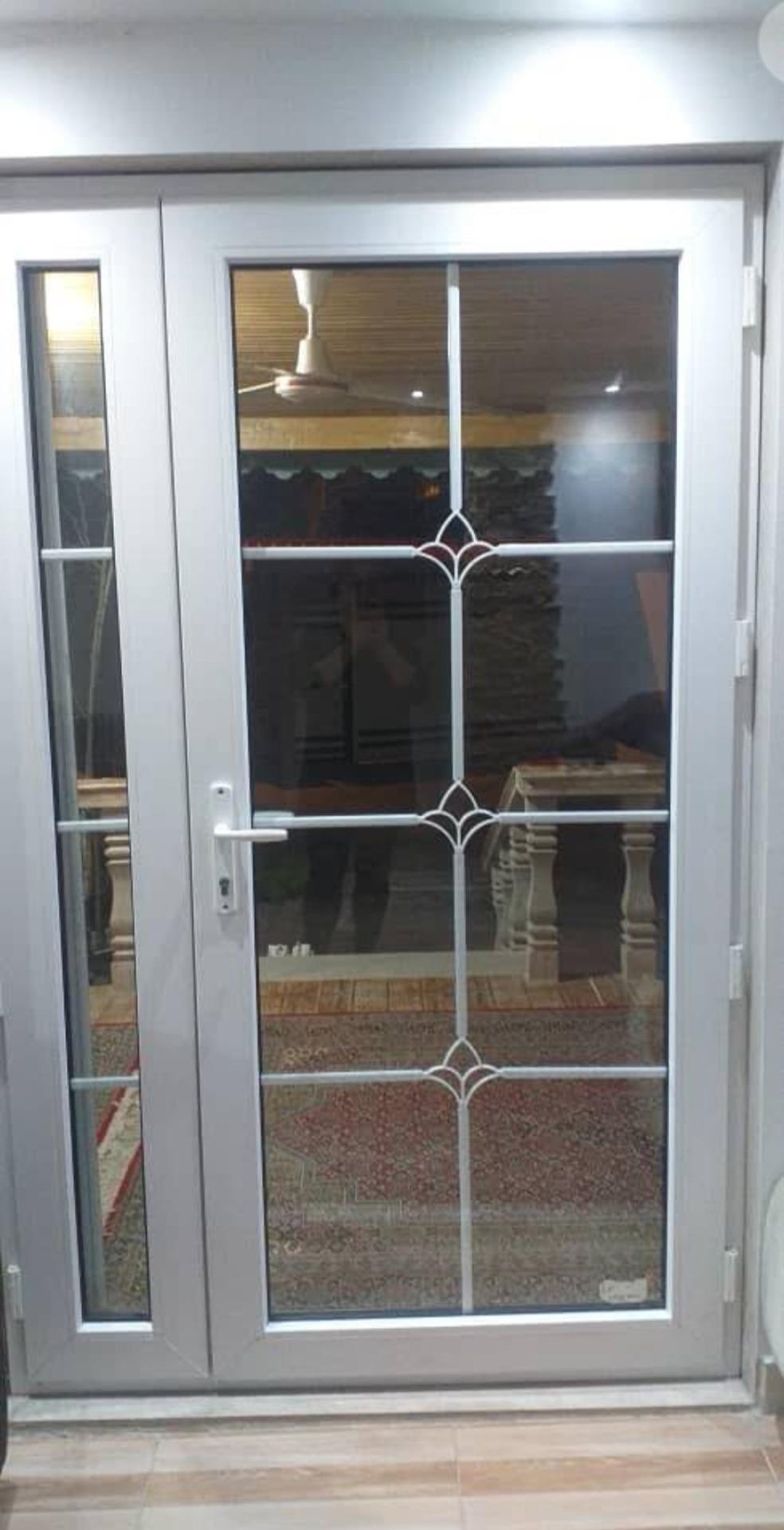 عکس کارگاه درب و پنجره سازی آسیا پنجره 