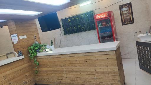 عکس رستوران بیرون بر خلیج