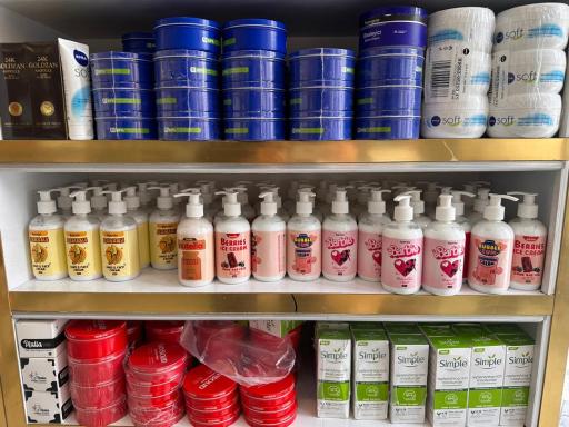 عکس فروشگاه آرایشی بهداشتی علوانی شاپ