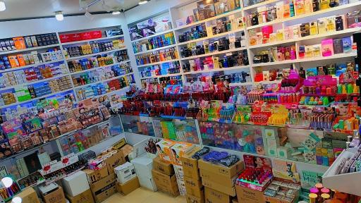 عکس فروشگاه آرایشی بهداشتی علوانی شاپ