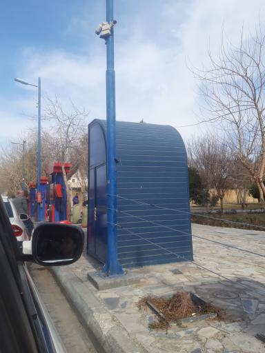 عکس پمپ بنزین همدانیان