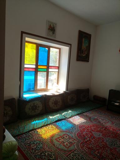 عکس سفره خانه سنتی رباب خاتون