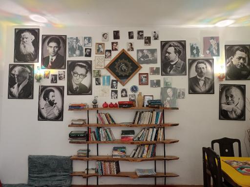 عکس سفره خانه سنتی رباب خاتون