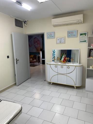عکس کلینیک لیزر و زیبایی مرجان