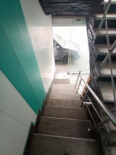 عکس آرایشگاه پدرام