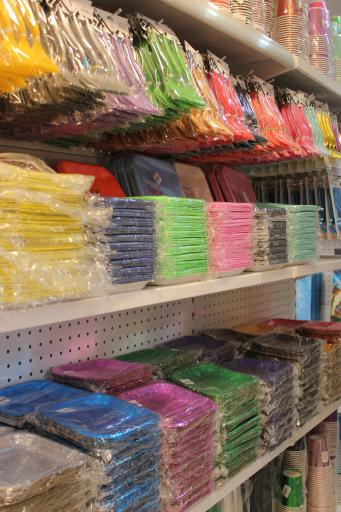 عکس فروشگاه لوازم جشن تولد و اجاره ای پاپیون