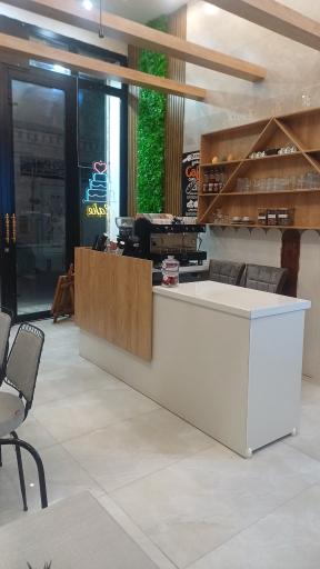 عکس کافه کیک اوشه 