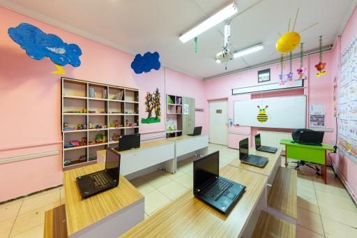 عکس دبستان دخترانه علوی (شعبه میدان امامت منطقه 13)