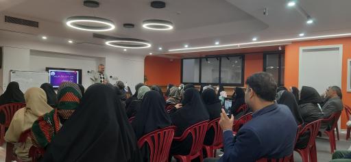 عکس دبیرستان پسرانه دوره اول دوم غیر دولتی رواق