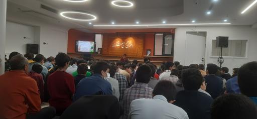 عکس دبیرستان پسرانه دوره اول دوم غیر دولتی رواق