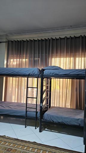 عکس خوابگاه امیران صادقیه