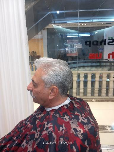 آرایشگاه مردانه محسن