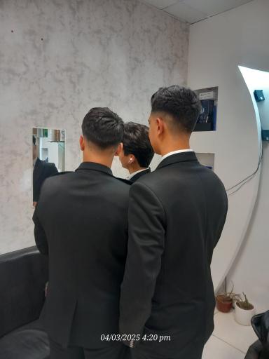 آرایشگاه مردانه محسن