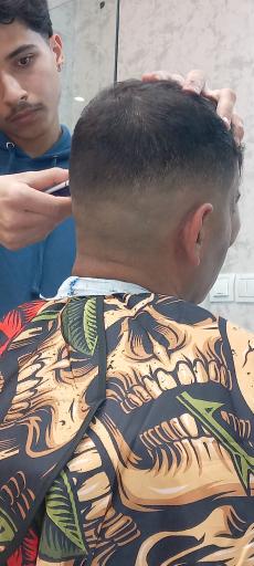 عکس آرایشگاه مردانه محسن