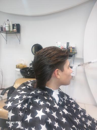 عکس آرایشگاه مردانه محسن