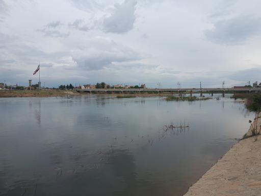 عکس ساحل زرینه رود  پل ستارخان