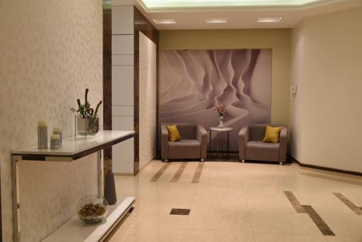 عکس کلینیک تخصصی پوست و مو اکسیر رخ نگار