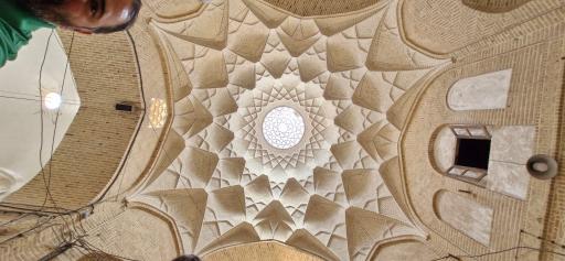 عکس بازار امیر چخماق