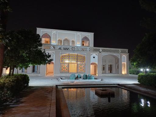 عکس بازار امیر چخماق