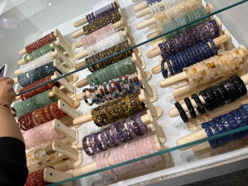 عکس گالری سنگهای قیمتی و نیم قیمتی یاقوت سرخ