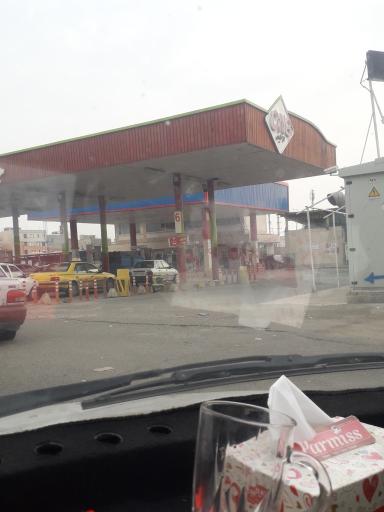 عکس پمپ بنزین فدک