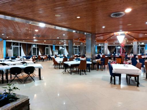 عکس رستوران برج