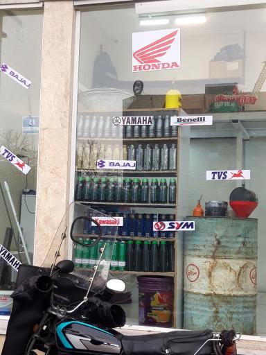 عکس تعمیرگاه موتورسیکلت پارس