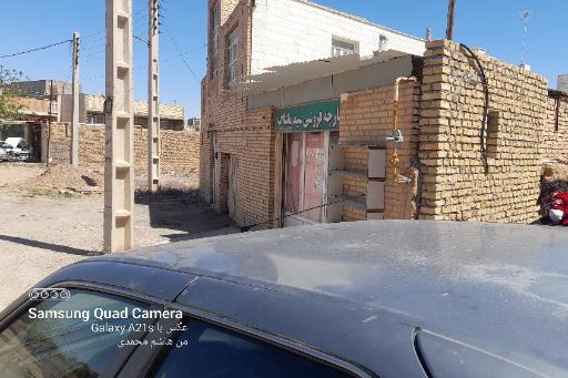 عکس پارچه فروشی بابا ماشاءالله میبد