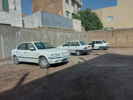 عکس پارکینگ بزرگ داودی