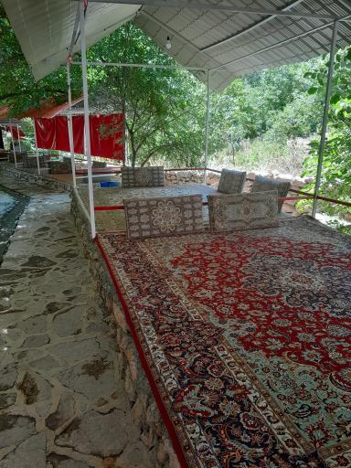 عکس مجموعه پذیرایی کلبه چوبی