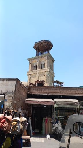 عکس مسجد و مدرسه حاج قنبر علی خان