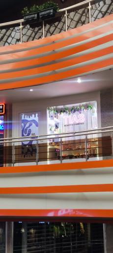 عکس فروشگاه مژه و ابرو تیاس