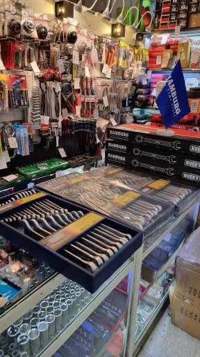 عکس فروشگاه ابزار تخصصی پردازش خودرو