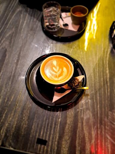 عکس کافه رستوران جمهوری