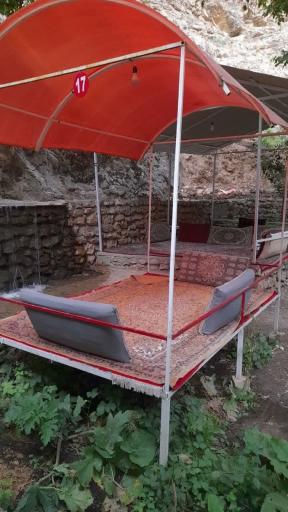 عکس مجموعه پذیرایی کلبه چوبی