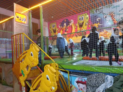 شهربازی سرپوشیده گلها