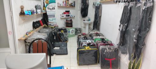 عکس نصب دزدگیر و ردیاب آپادانا خودرو